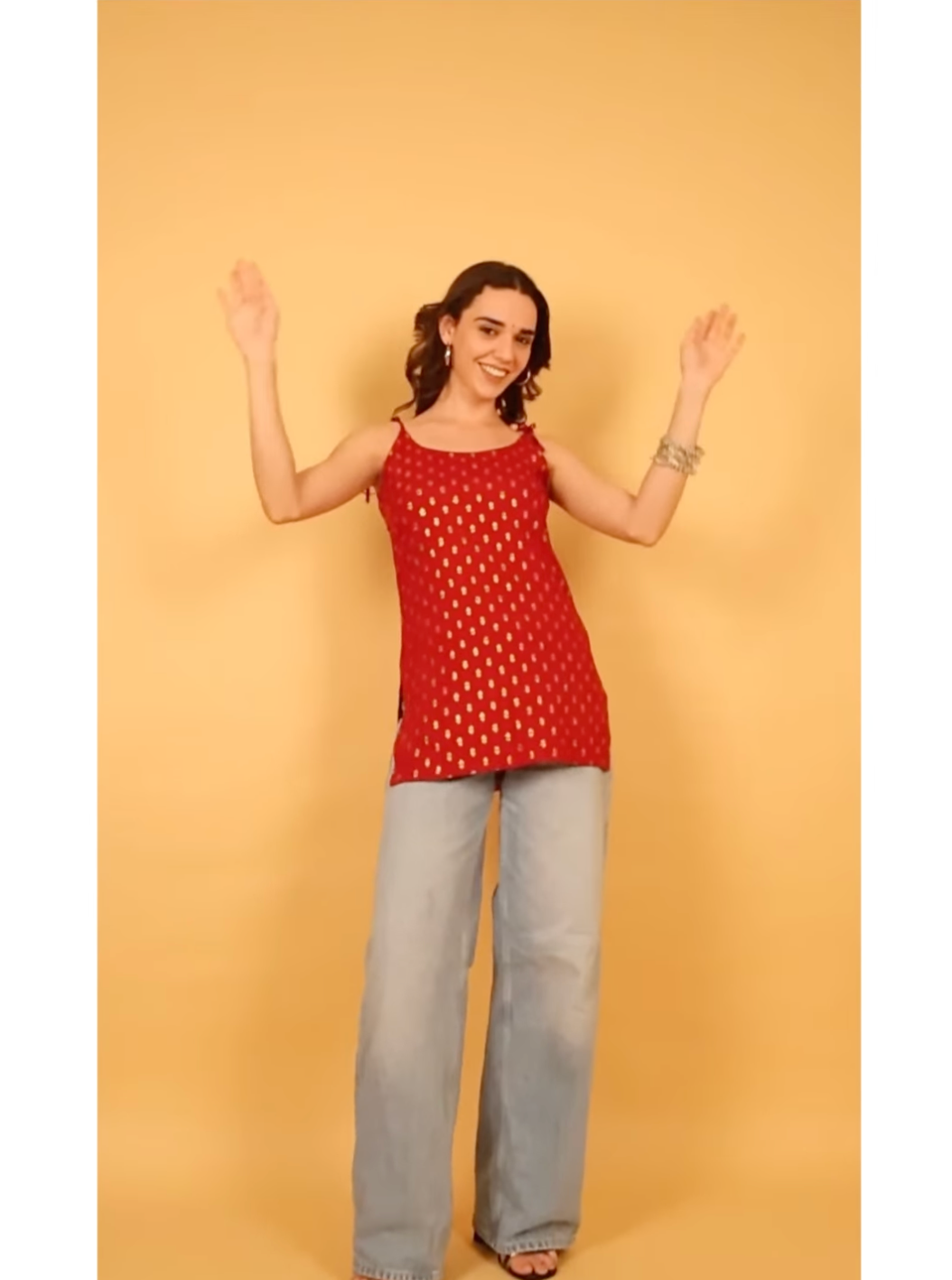The Surkh Knot-Strap Kurti
