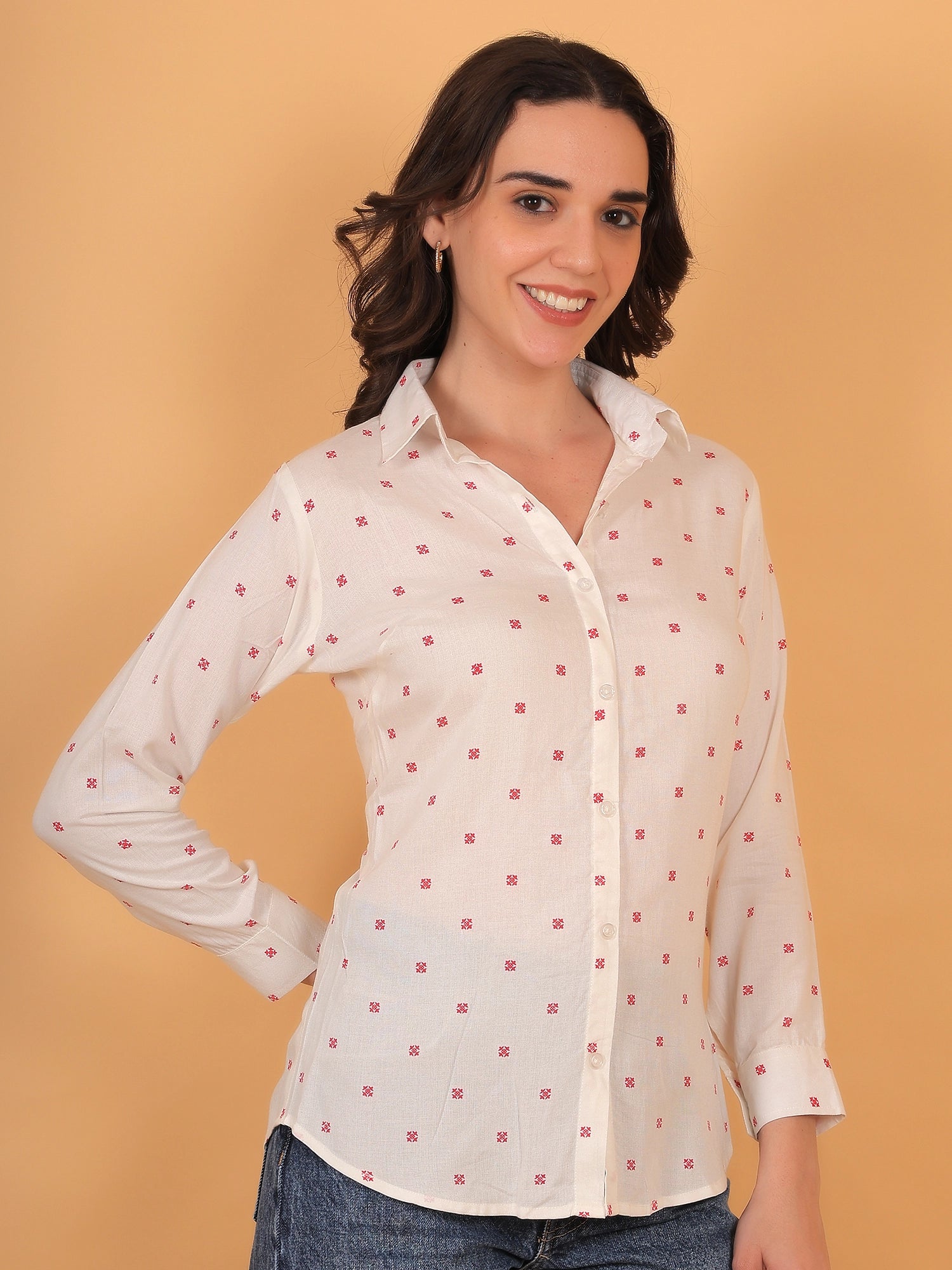 Side profile of a women white long sleeve shirt, showcasing the fitted silhouette and comfortable drape ideal for daily officewear or college wear.
